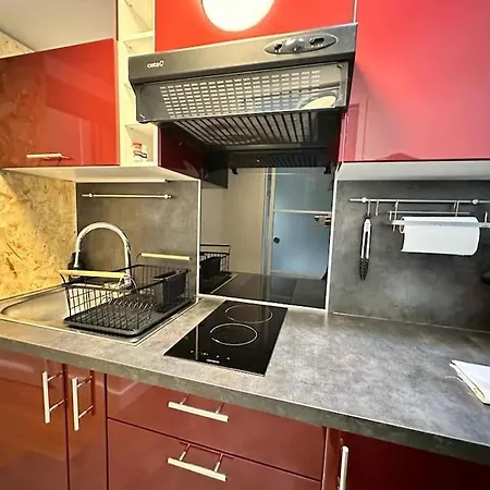 Landouzy Maison Centre Апартаменты Реймс